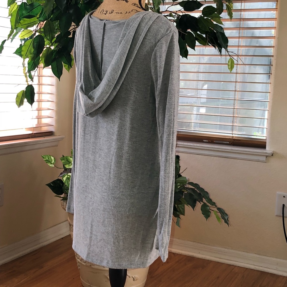 🌟 High Low Hooded lightweight Sweater - Picture 8 of 9